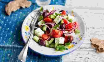 Ξέρουν οι Έλληνες να φτιάχνουν σαλάτα;